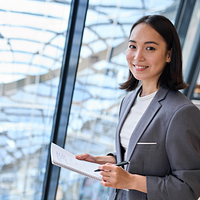 Details of job openings for golf course restaurant hall staff